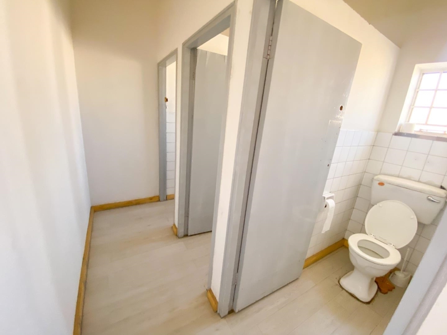 To Let commercial Property for Rent in Salt River Western Cape